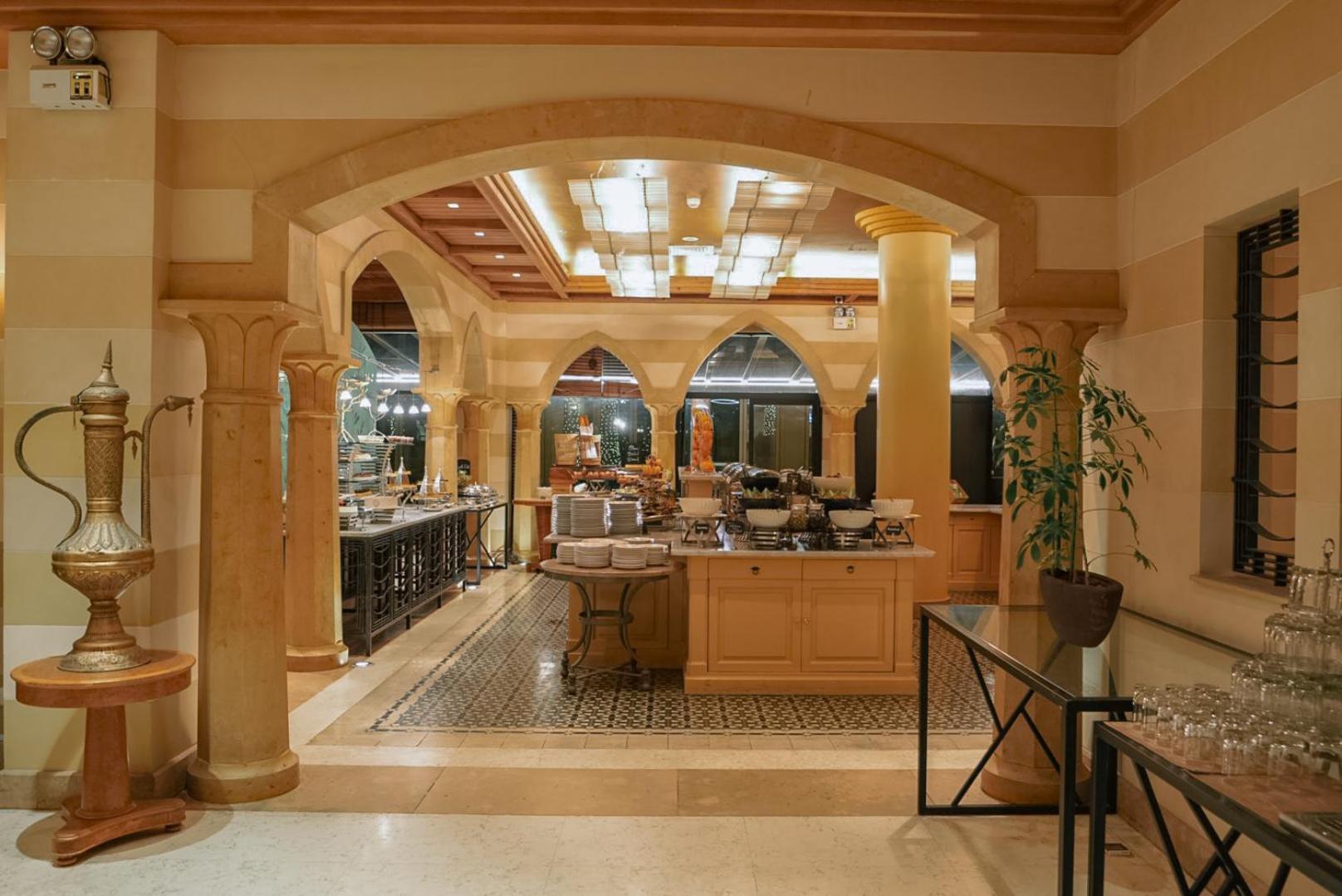 Sheraton Dammam Hotel & Convention Centre Extérieur photo