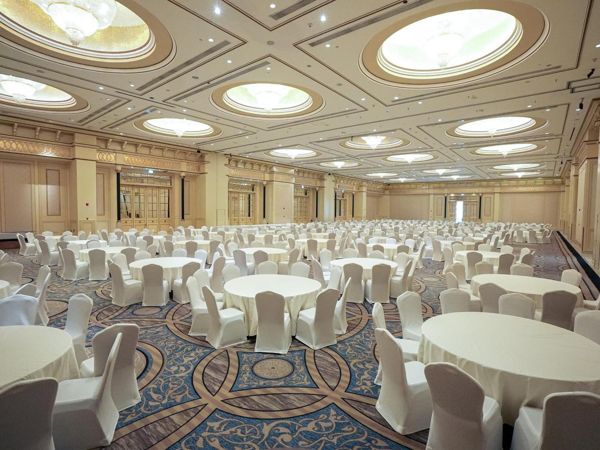 Sheraton Dammam Hotel & Convention Centre Extérieur photo