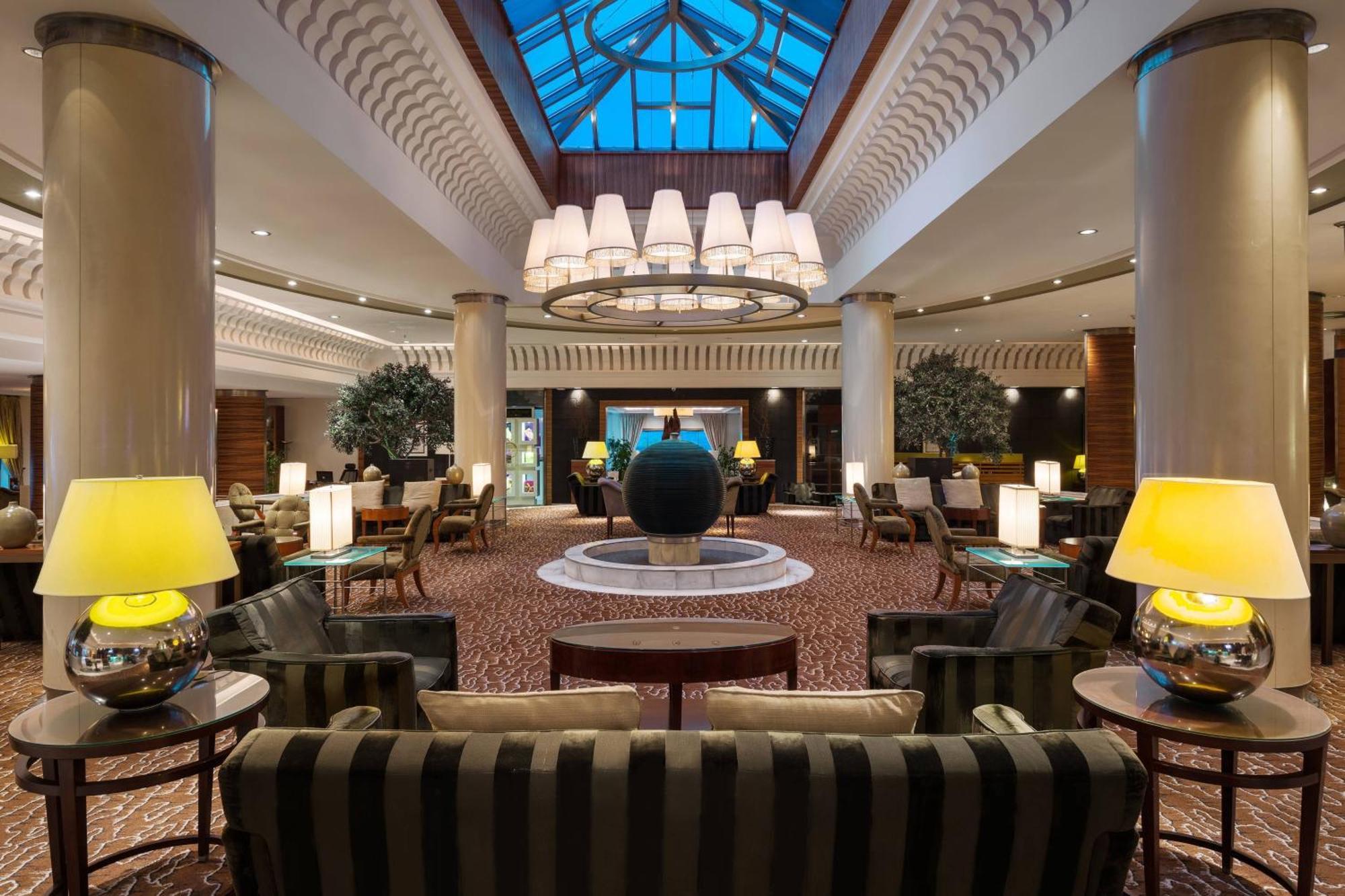 Sheraton Dammam Hotel & Convention Centre Extérieur photo